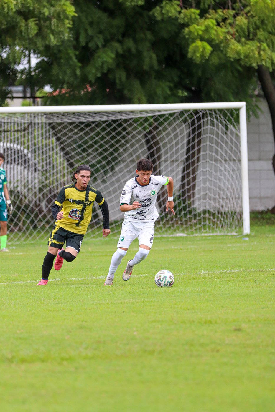 Juventud con hambre: la Intermedia arrancó con goleada 9-1 a CD Cascadas