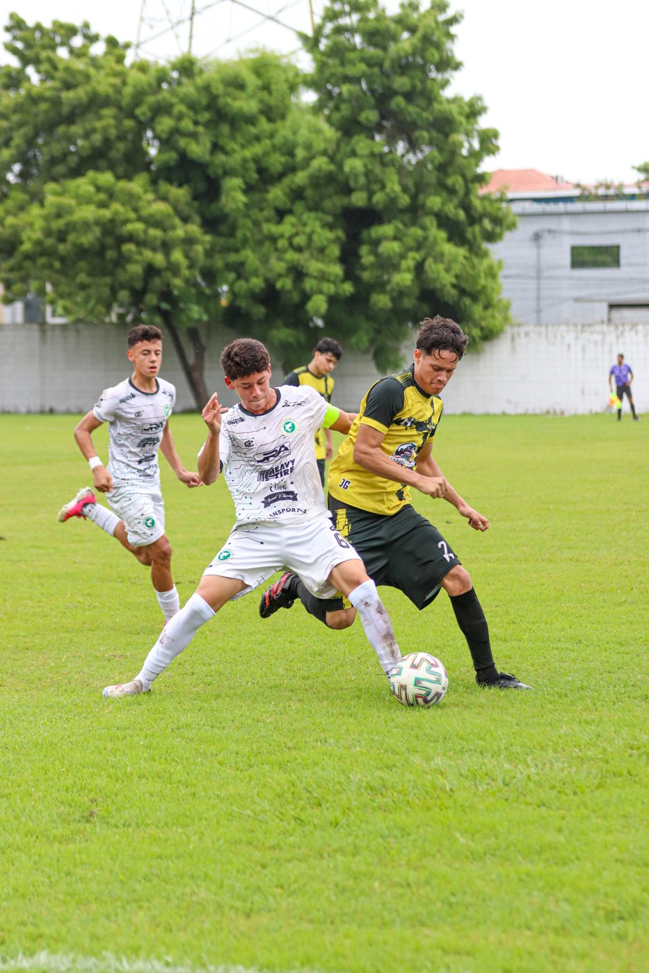 Juventud con hambre: la Intermedia arrancó con goleada 9-1 a CD Cascadas